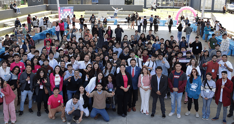 Innovación Curricular: Estudiantes UFRO culminan con éxito importante hito académico.
