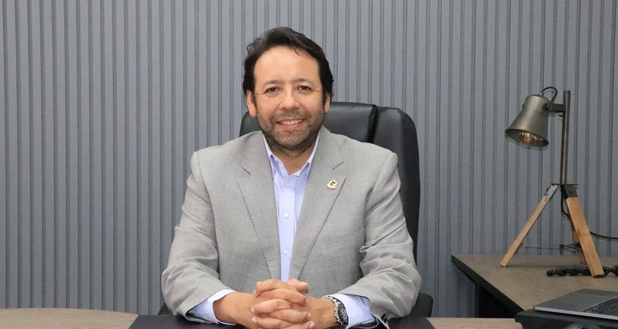 Dr. Jorge Farías es elegido presidente de la Corporación de Facultades de Ingeniería de Chile