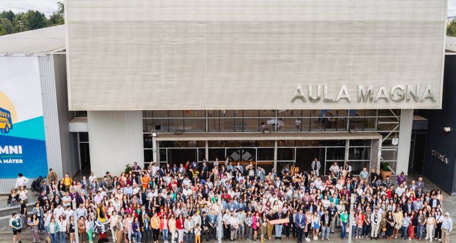 Titulados y graduados UFRO se reencontraron con su alma máter en primera versión del Día Alumni